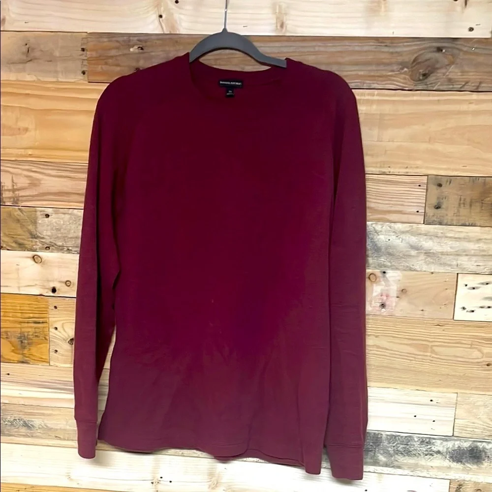 Banana Republic Size Medium Burgundy Long Sleeve Soft Wafer/Thermal Knit Shirt